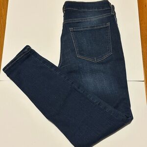 Old Navy Women’s mid-rise Rockstar Super Skinny. 8P